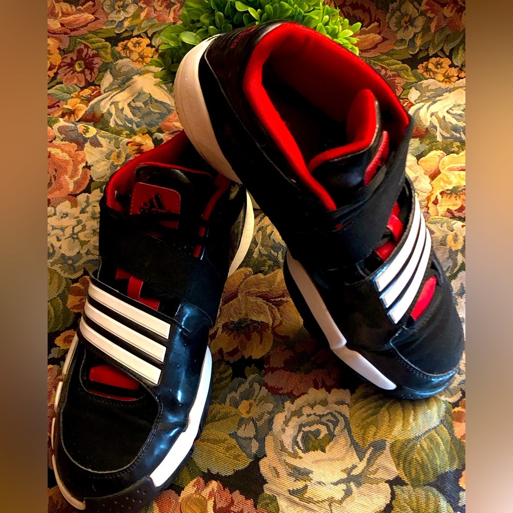 Vtg. 90’s ADIDAS sneakers